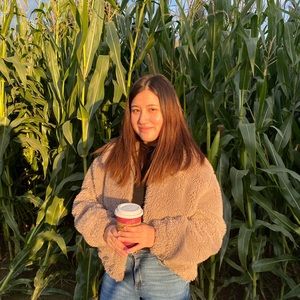 Meet your Posher, Vanessa